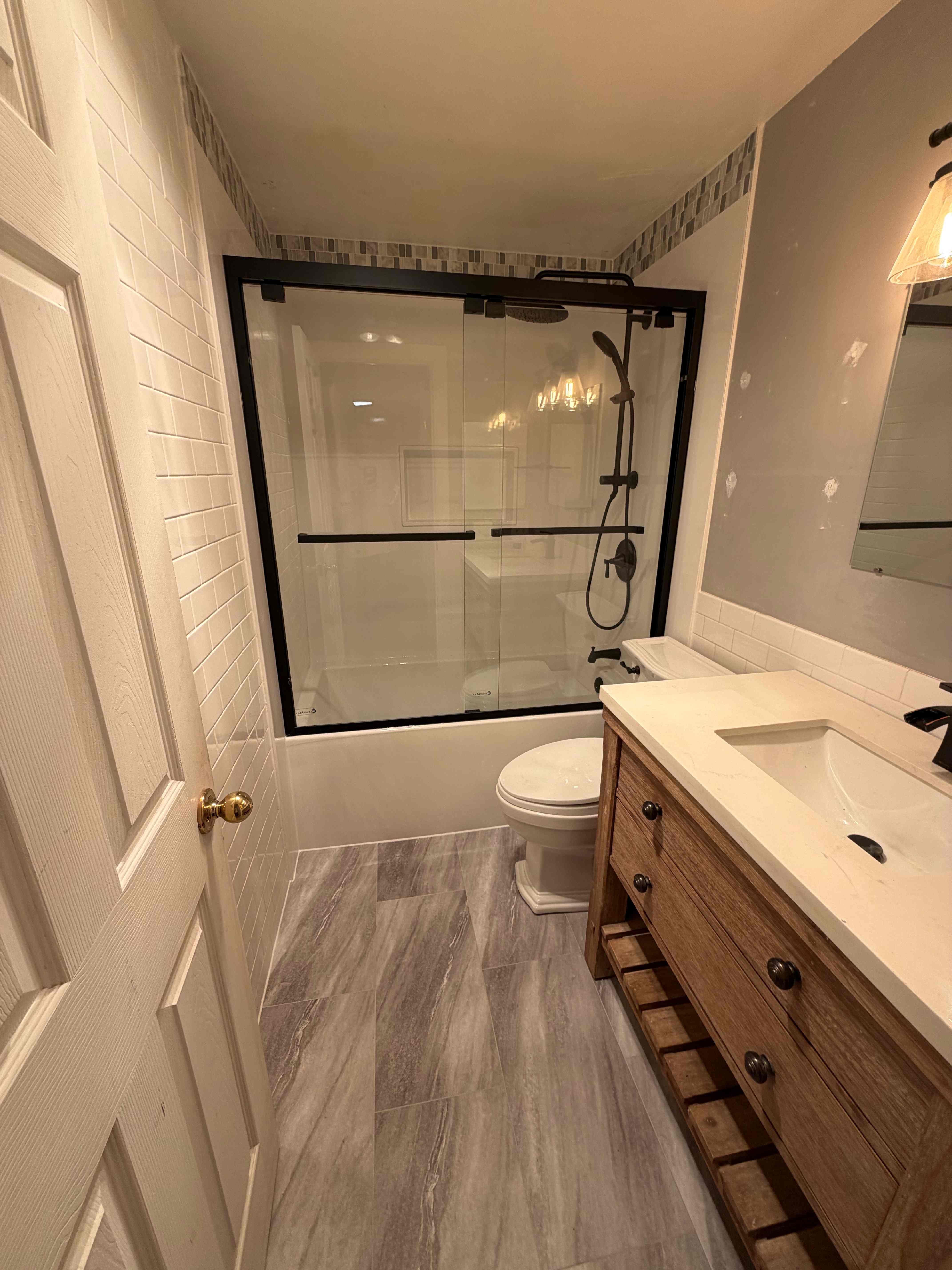 Small Bathroom Remodel Ideas for Seattle Homes: Maximize Every Square Foot